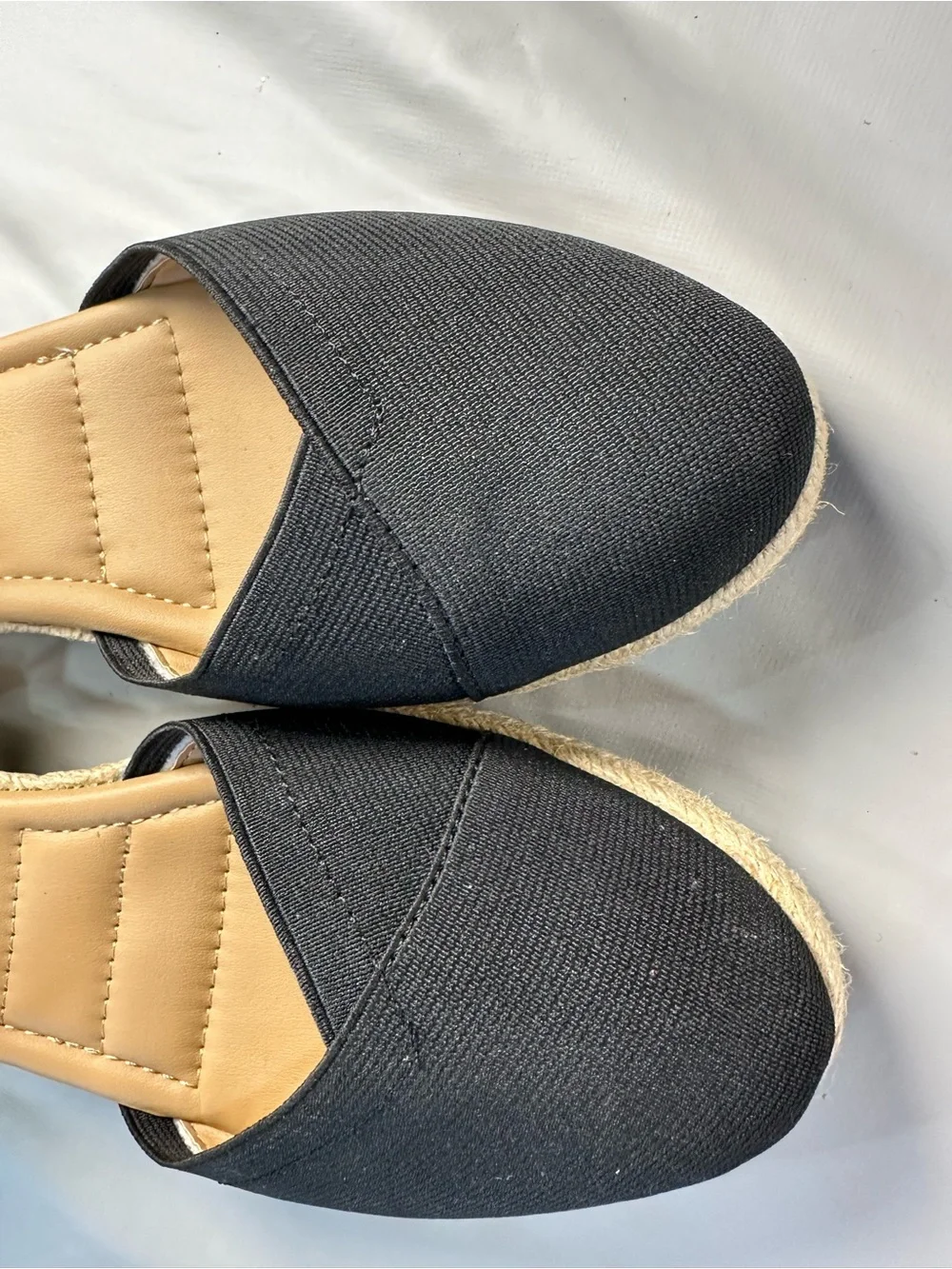 Kelly & Katie Black Canvas Espadrille Adjustable strap. Size 8.5